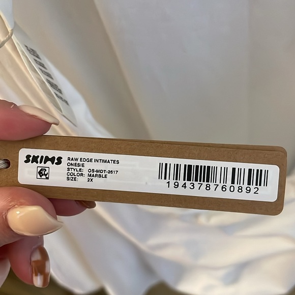 NWT 2X Skims raw edge intimates marble onesie - Picture 2 of 3